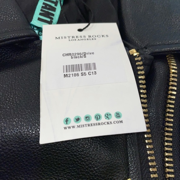 Mistress rocks - Picture 4 of 7